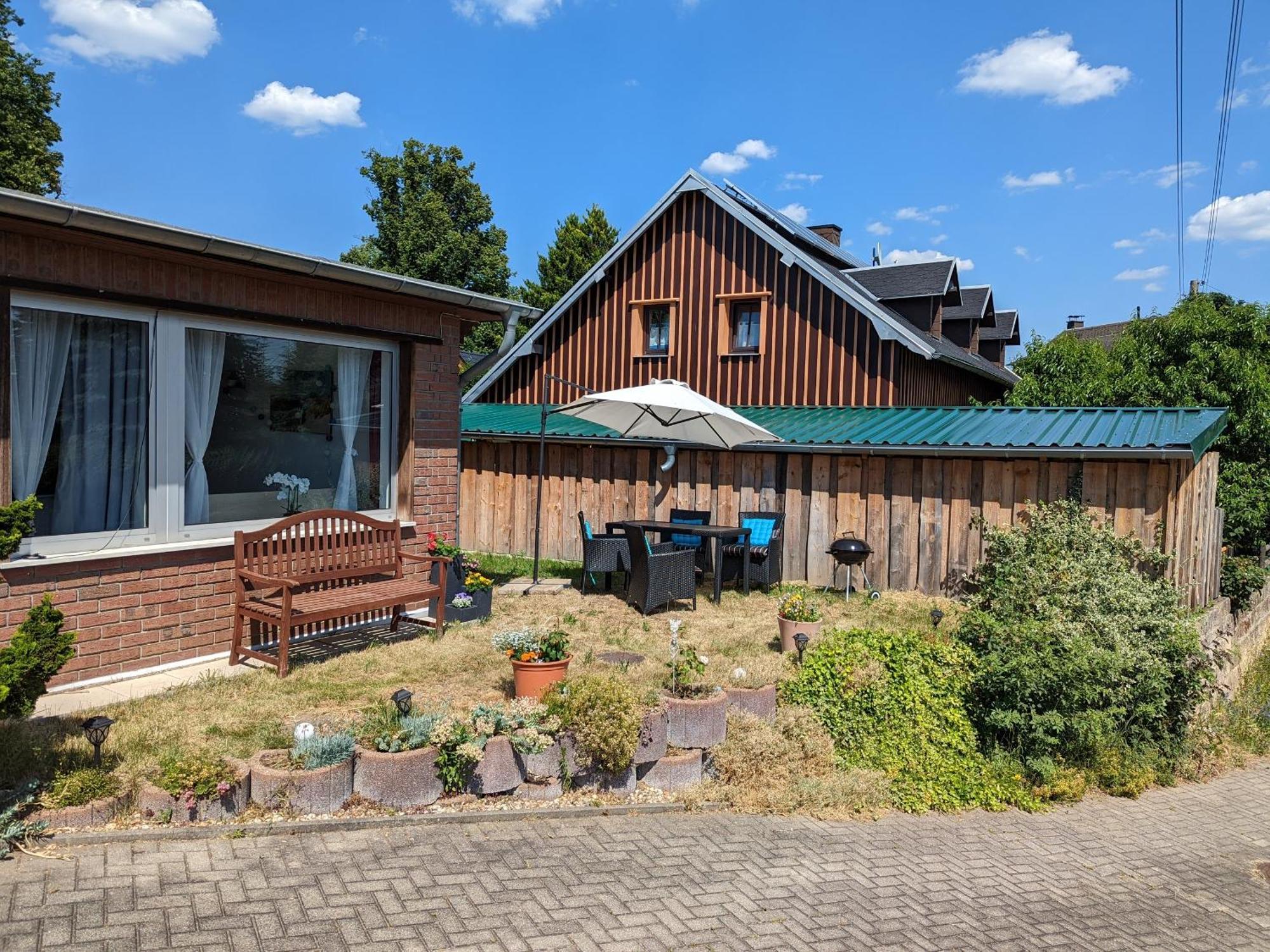 W4 - Urlaubsmagie- Pool, Terrasse, Barbecue Apartment Lichtenhain  Exterior photo